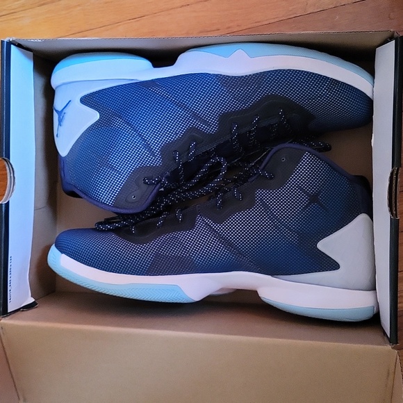 Jordan Superfly 4 sneakers